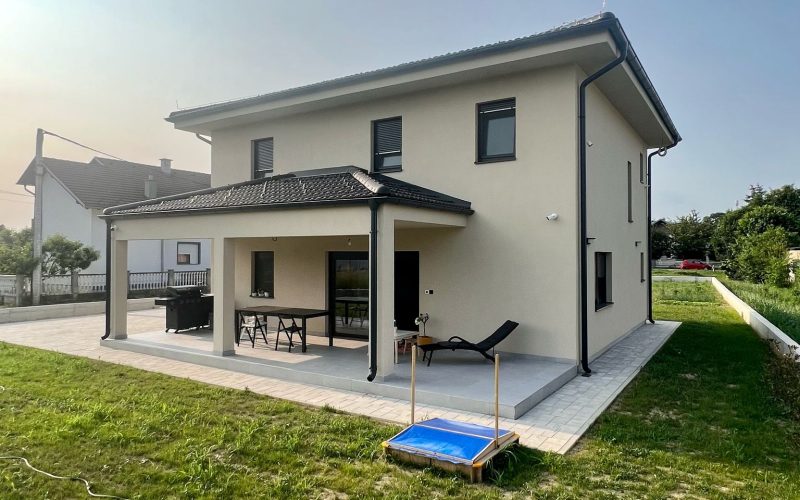 Klara Stanković - Fit Design